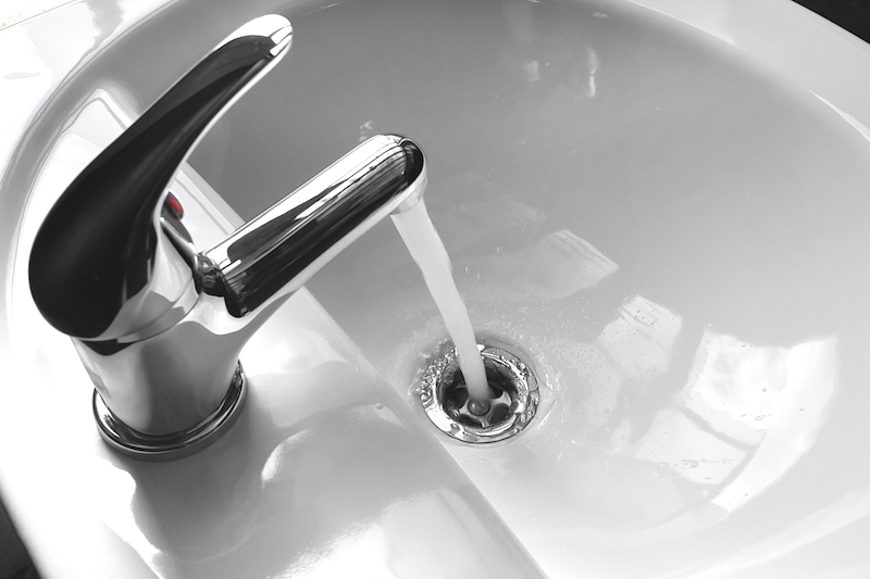 running bathroom faucet sounds uncomfortable to hyperacusis sufferers