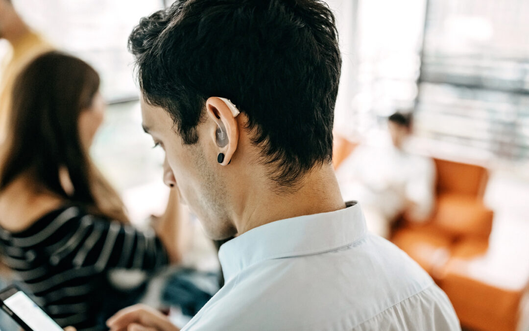 How to Hear Better in Background Noise With Hearing Aids