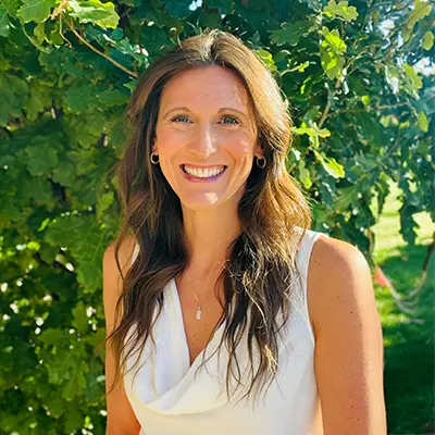 Dr. Nicole Lilly